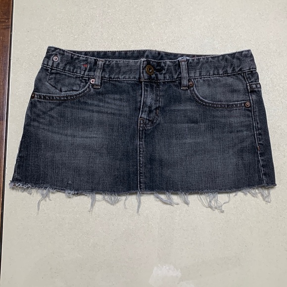 1969 Gap Limited Edition Jean Skirt size 6 - Picture 2 of 5